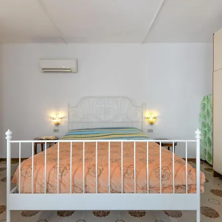 Apartmán Al Tramonto By Interhome